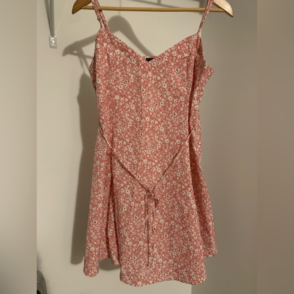 ModCloth Pink White Floral 90s Spaghetti Strap Dress with Tie Waist, size M